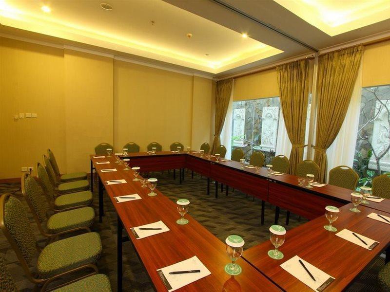 Aziza Syariah Hotel Solo By Horison Surakarta (Solo) Exterior foto